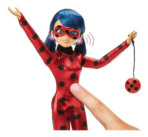 MIRACULOUS LADY BUG HABLA Y BRILLA
